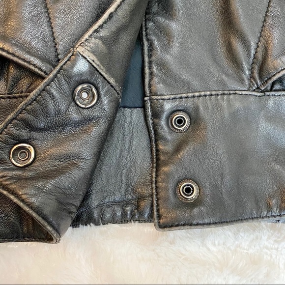 VINTAGE 80s Soft Supple Black Leather Jacket - Picture 5 of 11